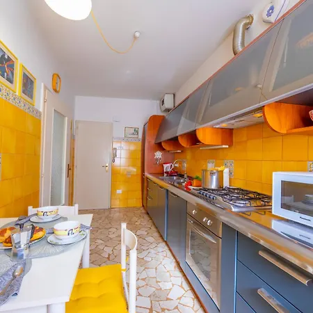 Residenza Rocca Del 3 - Happy